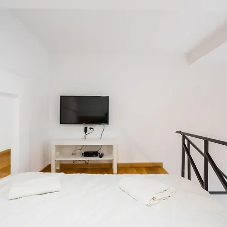 Appartamento Cozy Old Town 7 - Selari